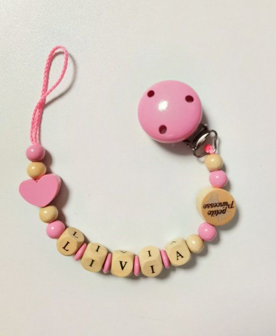 attache tétine petite princesse et coeur 